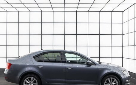 Skoda Octavia, 2019 год, 1 890 000 рублей, 5 фотография