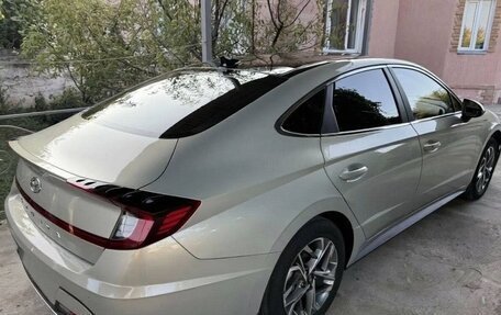 Hyundai Sonata VIII, 2022 год, 2 120 000 рублей, 3 фотография