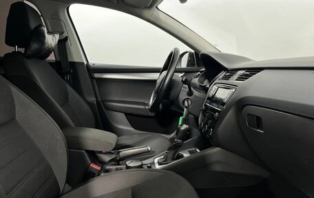 Skoda Octavia, 2017 год, 1 490 000 рублей, 13 фотография