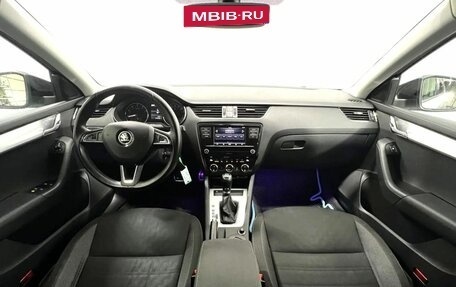 Skoda Octavia, 2017 год, 1 490 000 рублей, 14 фотография