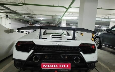 Lamborghini Huracán, 2018 год, 22 000 000 рублей, 1 фотография