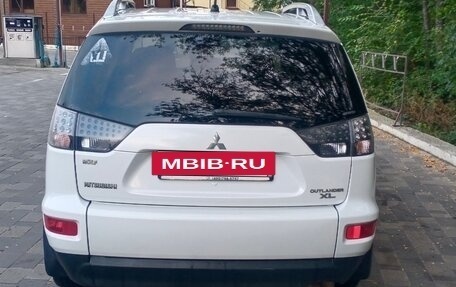 Mitsubishi Outlander III рестайлинг 3, 2010 год, 1 350 000 рублей, 5 фотография