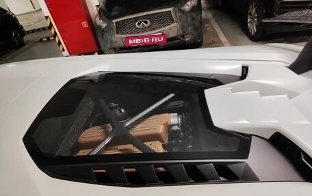 Lamborghini Huracán, 2018 год, 22 000 000 рублей, 5 фотография