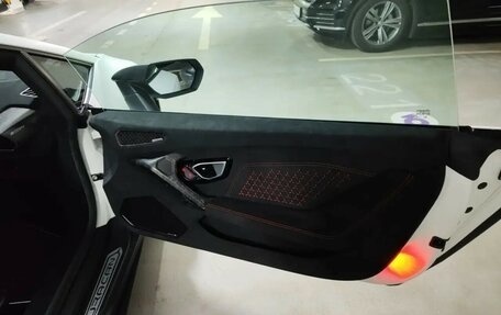 Lamborghini Huracán, 2018 год, 22 000 000 рублей, 9 фотография