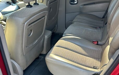 Renault Scenic III рестайлинг, 2005 год, 235 000 рублей, 9 фотография