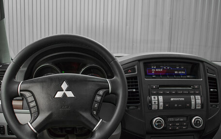 Mitsubishi Pajero IV рестайлинг 2, 2007 год, 1 785 000 рублей, 11 фотография