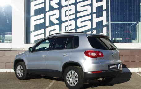 Volkswagen Tiguan I, 2010 год, 989 000 рублей, 2 фотография