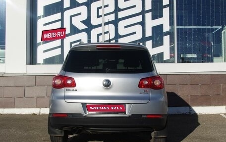 Volkswagen Tiguan I, 2010 год, 989 000 рублей, 4 фотография