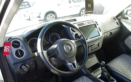Volkswagen Tiguan I, 2010 год, 989 000 рублей, 6 фотография