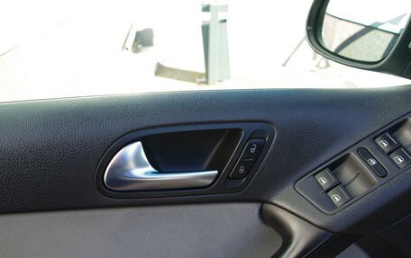 Volkswagen Tiguan I, 2010 год, 989 000 рублей, 16 фотография