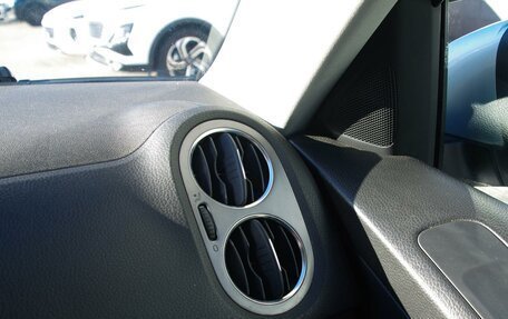 Volkswagen Tiguan I, 2010 год, 989 000 рублей, 22 фотография
