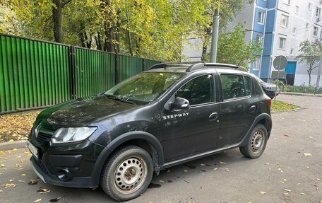 Renault Sandero II рестайлинг, 2016 год, 980 000 рублей, 3 фотография