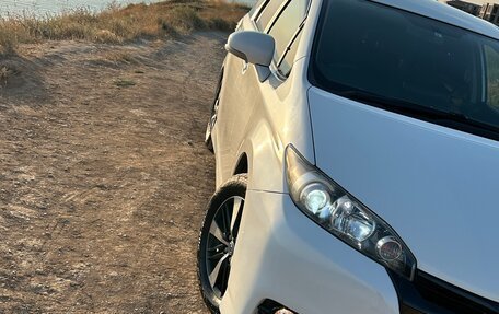 Toyota Wish II, 2012 год, 1 099 000 рублей, 3 фотография