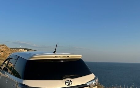 Toyota Wish II, 2012 год, 1 099 000 рублей, 6 фотография