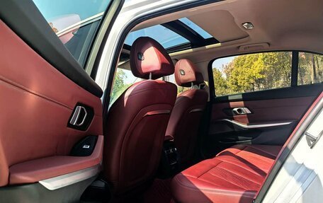 BMW 3 серия, 2023 год, 2 920 000 рублей, 14 фотография