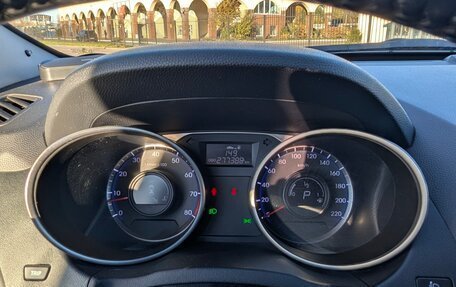 Hyundai ix35 I рестайлинг, 2013 год, 1 029 000 рублей, 12 фотография