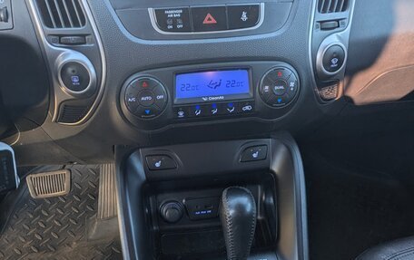 Hyundai ix35 I рестайлинг, 2013 год, 1 029 000 рублей, 13 фотография