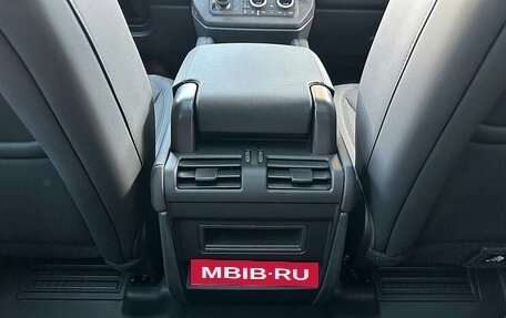 Land Rover Defender II, 2026 год, 11 200 022 рублей, 34 фотография