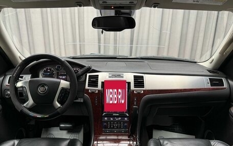 Cadillac Escalade III, 2008 год, 2 149 000 рублей, 10 фотография