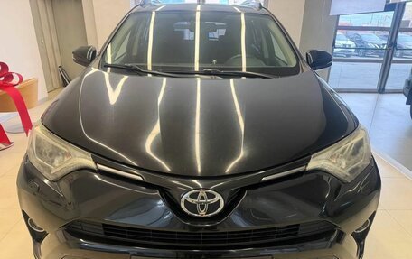 Toyota RAV4, 2016 год, 2 100 000 рублей, 2 фотография
