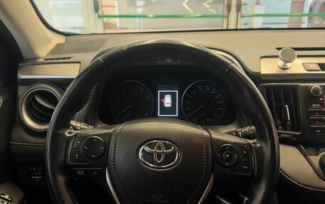 Toyota RAV4, 2016 год, 2 100 000 рублей, 17 фотография
