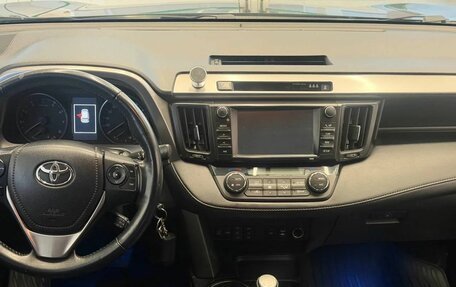 Toyota RAV4, 2016 год, 2 100 000 рублей, 16 фотография