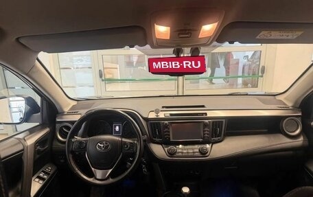 Toyota RAV4, 2016 год, 2 100 000 рублей, 11 фотография