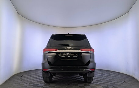 Toyota Fortuner II, 2019 год, 3 335 000 рублей, 6 фотография
