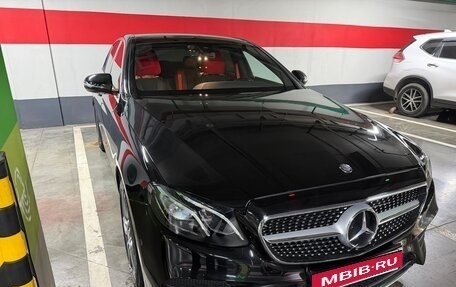 Mercedes-Benz E-Класс, 2019 год, 3 575 000 рублей, 11 фотография