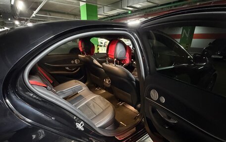Mercedes-Benz E-Класс, 2019 год, 3 575 000 рублей, 18 фотография