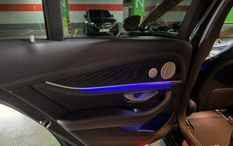Mercedes-Benz E-Класс, 2019 год, 3 575 000 рублей, 21 фотография