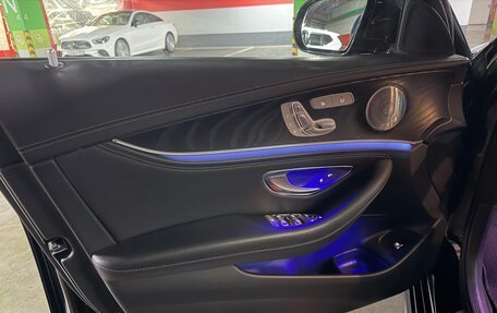 Mercedes-Benz E-Класс, 2019 год, 3 575 000 рублей, 22 фотография