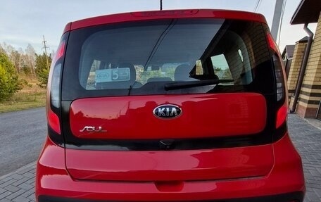 KIA Soul II рестайлинг, 2018 год, 1 540 000 рублей, 24 фотография