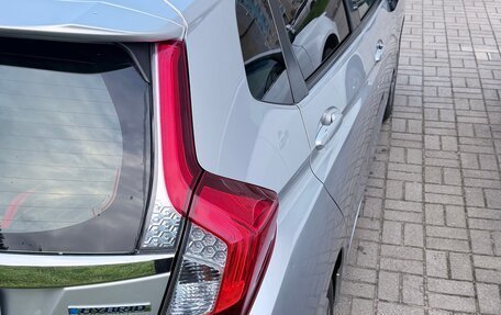 Honda Fit III, 2013 год, 800 000 рублей, 7 фотография