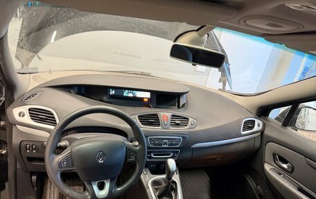 Renault Scenic III рестайлинг, 2011 год, 669 000 рублей, 4 фотография