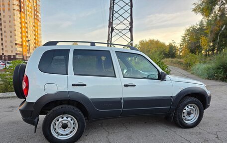 Chevrolet Niva I рестайлинг, 2020 год, 745 000 рублей, 10 фотография