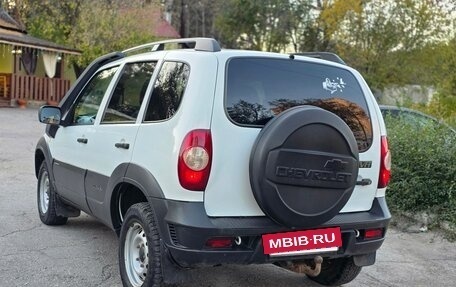 Chevrolet Niva I рестайлинг, 2020 год, 745 000 рублей, 7 фотография
