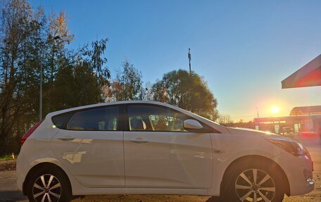 Hyundai Solaris II рестайлинг, 2014 год, 650 000 рублей, 2 фотография