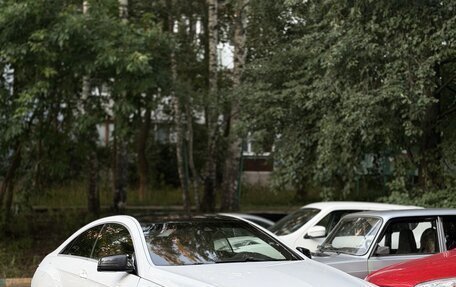 Mercedes-Benz E-Класс, 2013 год, 1 730 000 рублей, 4 фотография