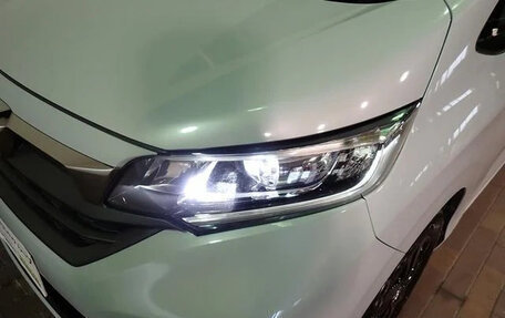 Honda Freed II, 2022 год, 1 550 000 рублей, 2 фотография