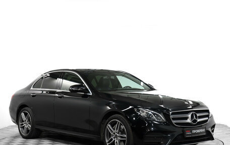 Mercedes-Benz E-Класс, 2019 год, 3 390 000 рублей, 3 фотография