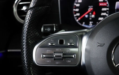 Mercedes-Benz E-Класс, 2019 год, 3 390 000 рублей, 19 фотография