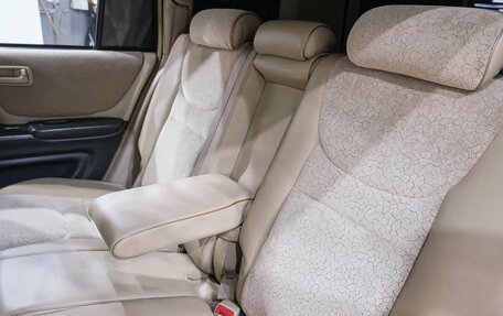 Toyota Highlander III, 2002 год, 1 099 000 рублей, 28 фотография