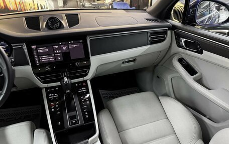 Porsche Macan I рестайлинг, 2024 год, 9 000 000 рублей, 11 фотография