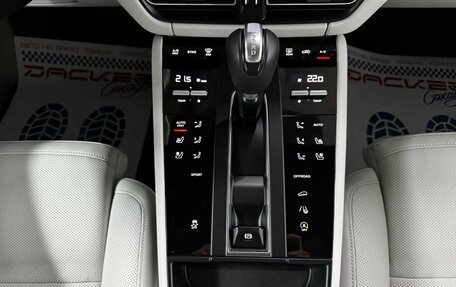 Porsche Macan I рестайлинг, 2024 год, 9 000 000 рублей, 16 фотография
