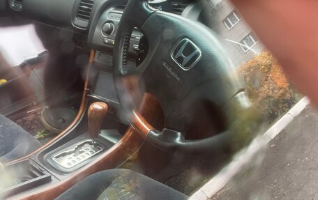 Honda Inspire III рестайлинг, 2002 год, 340 000 рублей, 9 фотография