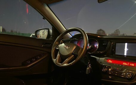 KIA Optima III рестайлинг, 2013 год, 950 000 рублей, 25 фотография