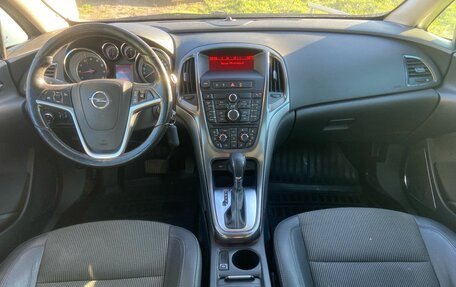 Opel Astra J, 2011 год, 515 000 рублей, 11 фотография
