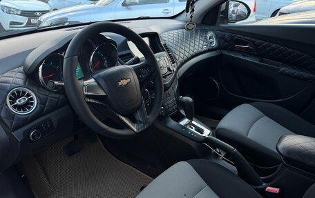 Chevrolet Cruze II, 2011 год, 650 000 рублей, 8 фотография