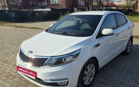 KIA Rio III рестайлинг, 2017 год, 1 050 000 рублей, 2 фотография
